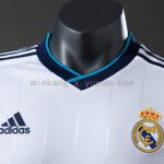 REAL MADRID TITULAR RETRO PLAYER 2012/13 - Imagen 4