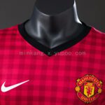 MANCHESTER UNITED TITULAR RETRO PLAYER 2012/13 - Imagen 3