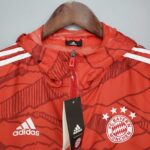 BAYERN CORTAVIENTO ROJO - Imagen 3