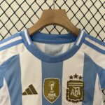 ARGENTINA TITULAR 2024/25 KIT NIÑO - Imagen 3