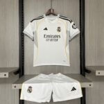 REAL MADRID TITULAR 2025/26 KIT NIÑO
