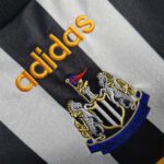 NEWCASTLE TITULAR RETRO 1997/99 - Imagen 2
