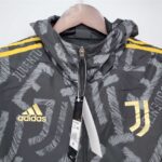 JUVENTUS CORTAVIENTO NEGRO PHNOM PENH - Imagen 2