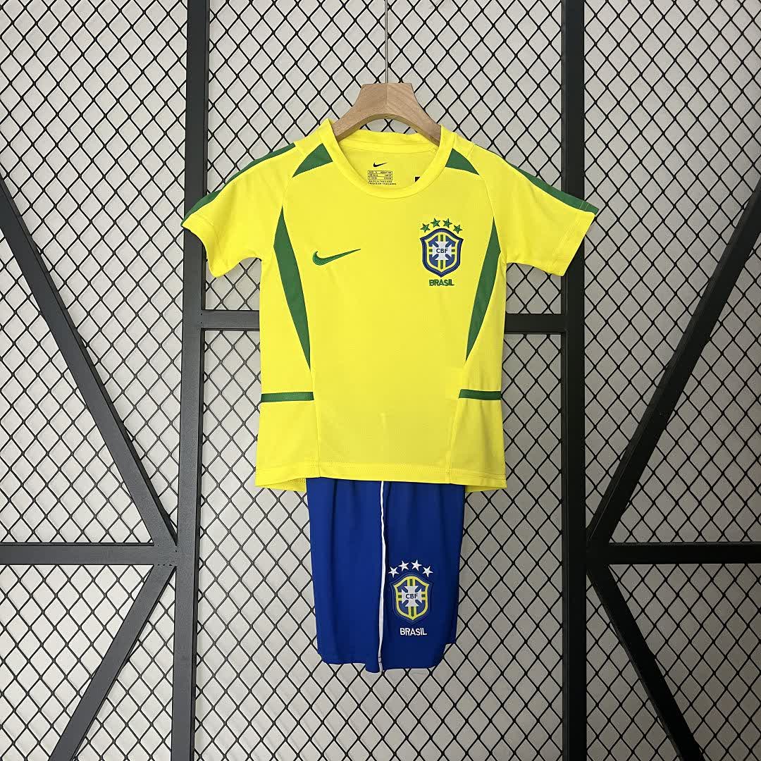 d3713119 BRASIL TITULAR RETRO 2002 KIT NIÑO - Imagen 1