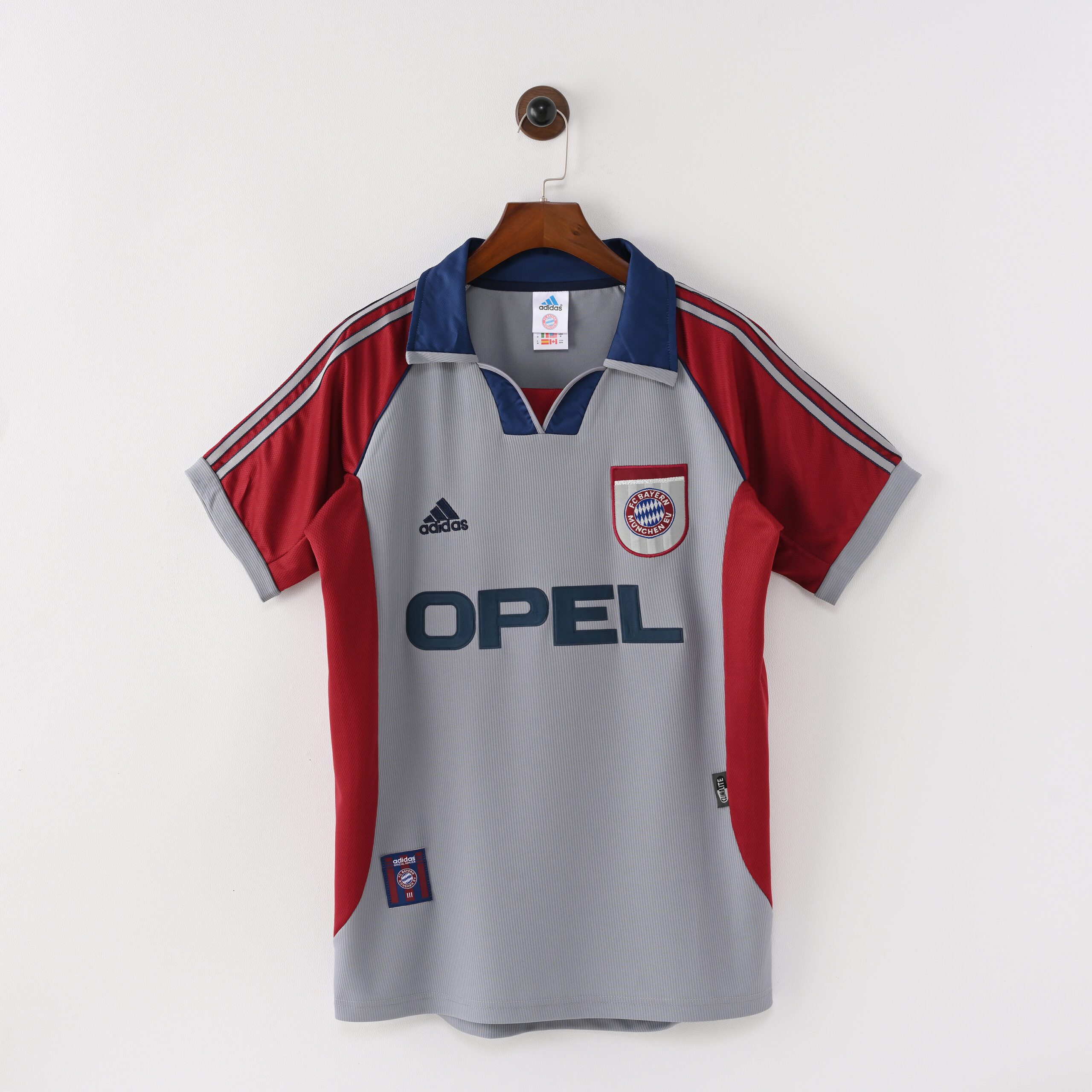 60c970e0 BAYERN SUPLENTE RETRO 1998/99 - Imagen 1