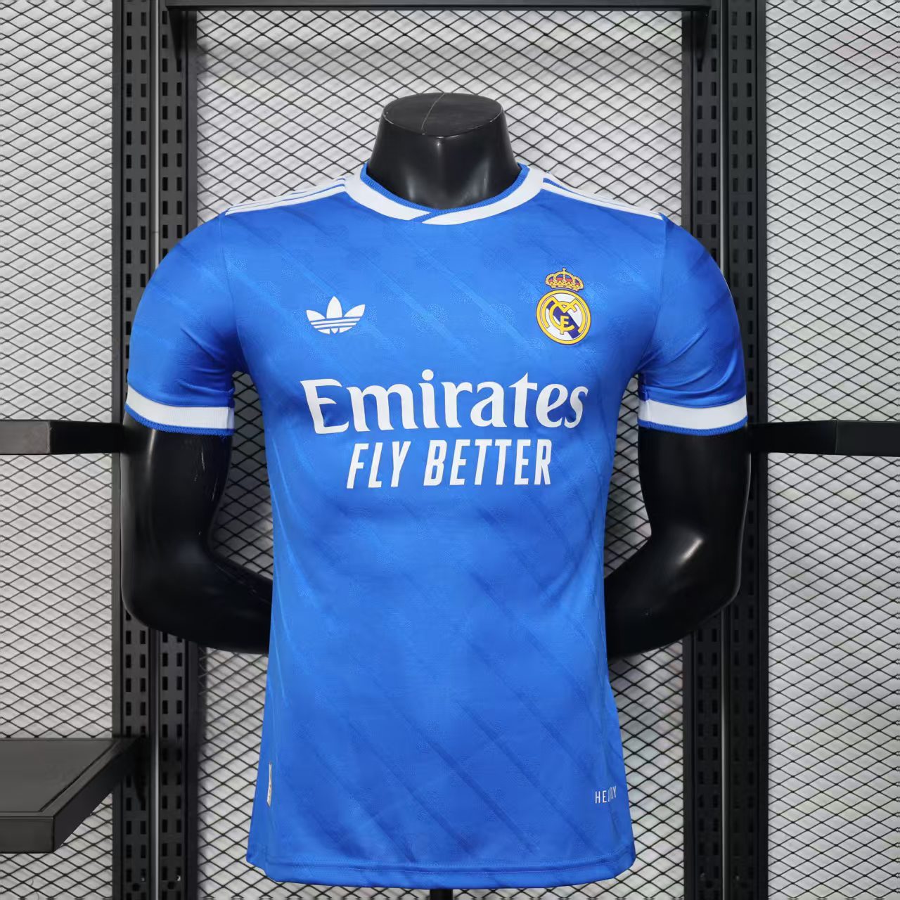 8c645c09 REAL MADRID TERCERA EQUIPACIÓN 2025/26 PLAYER VERSION - Imagen 1