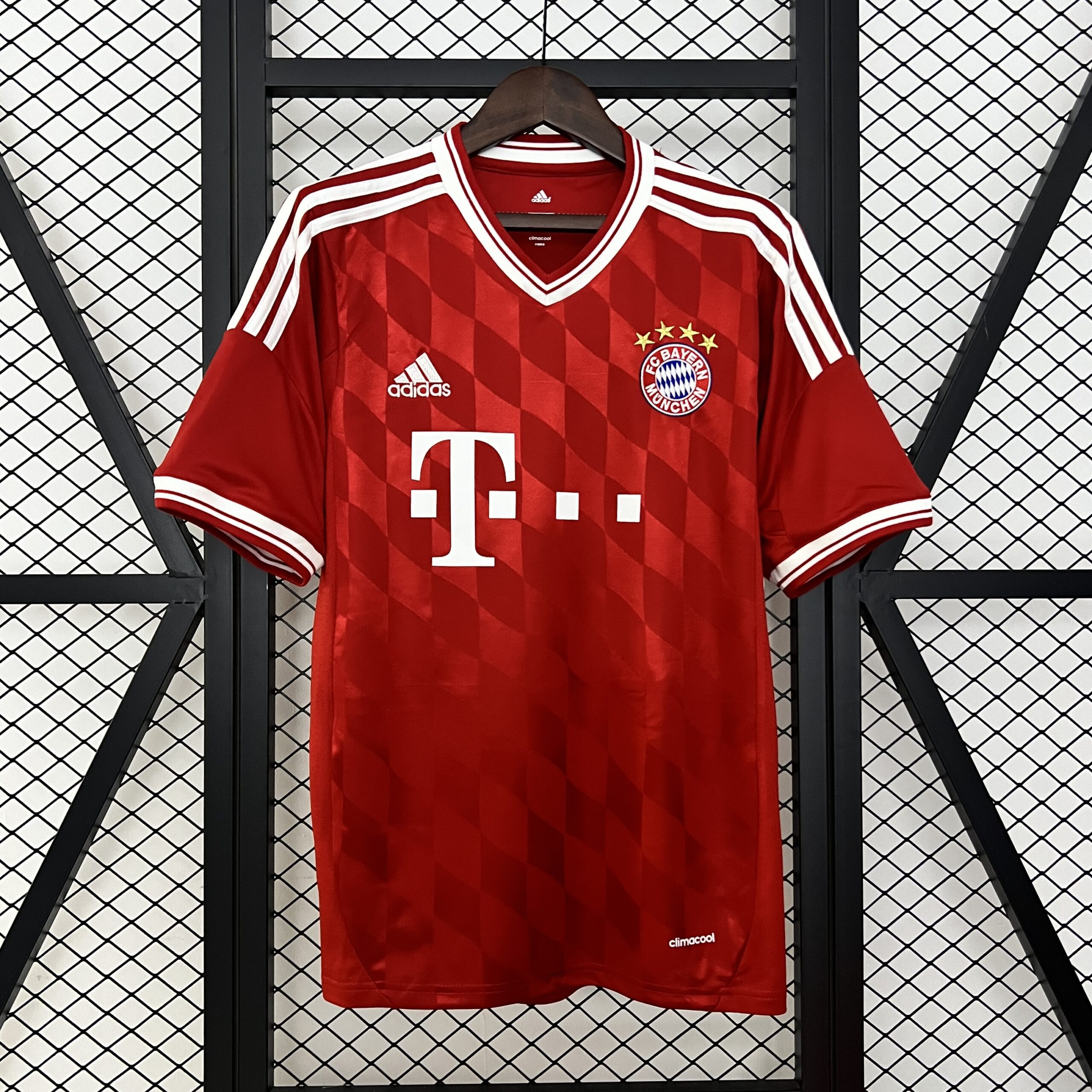 c0a3a687 (1) BAYERN TITULAR RETRO 2013/14 - Imagen 1