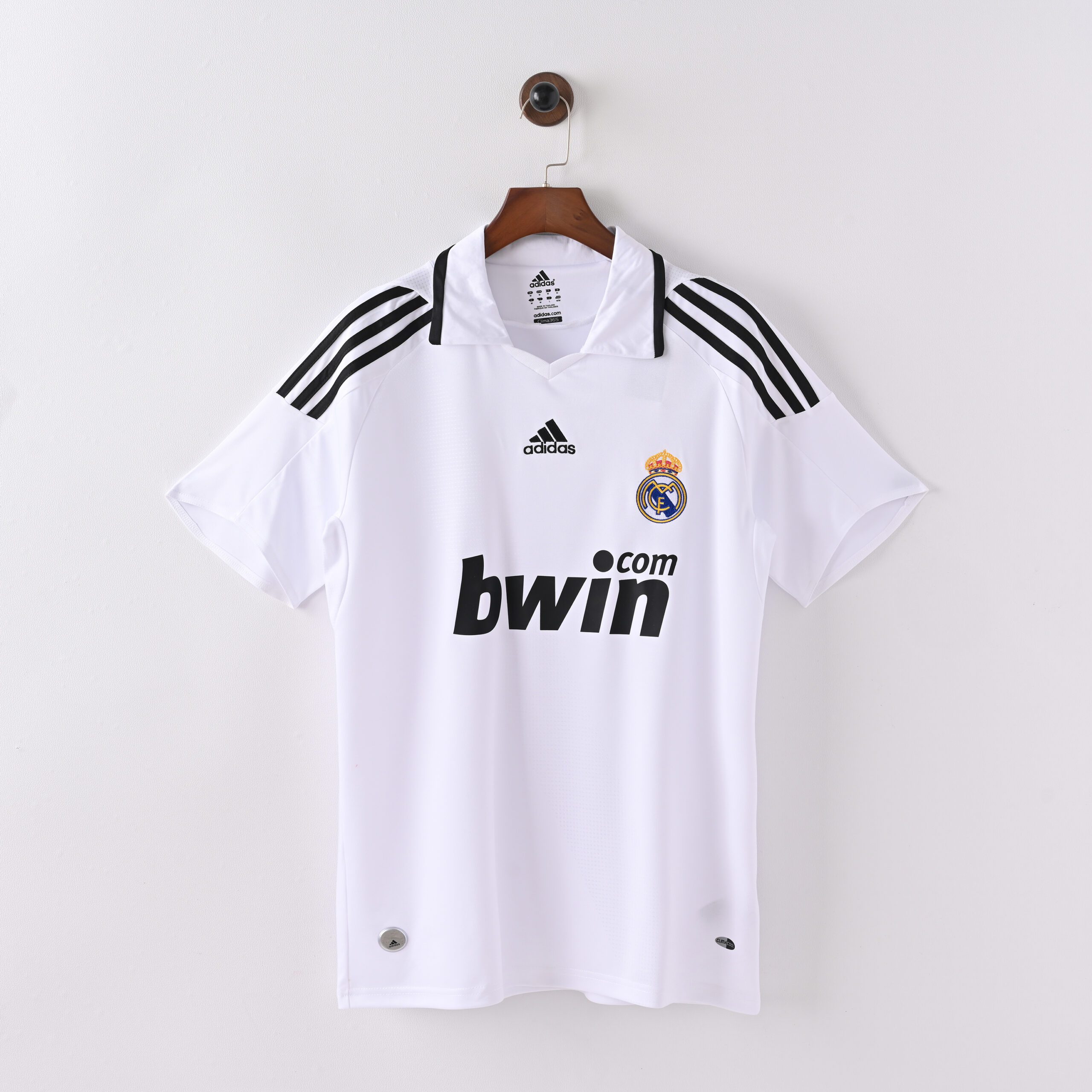 ec61fa78 REAL MADRID TITULAR RETRO 2008/09 - Imagen 1