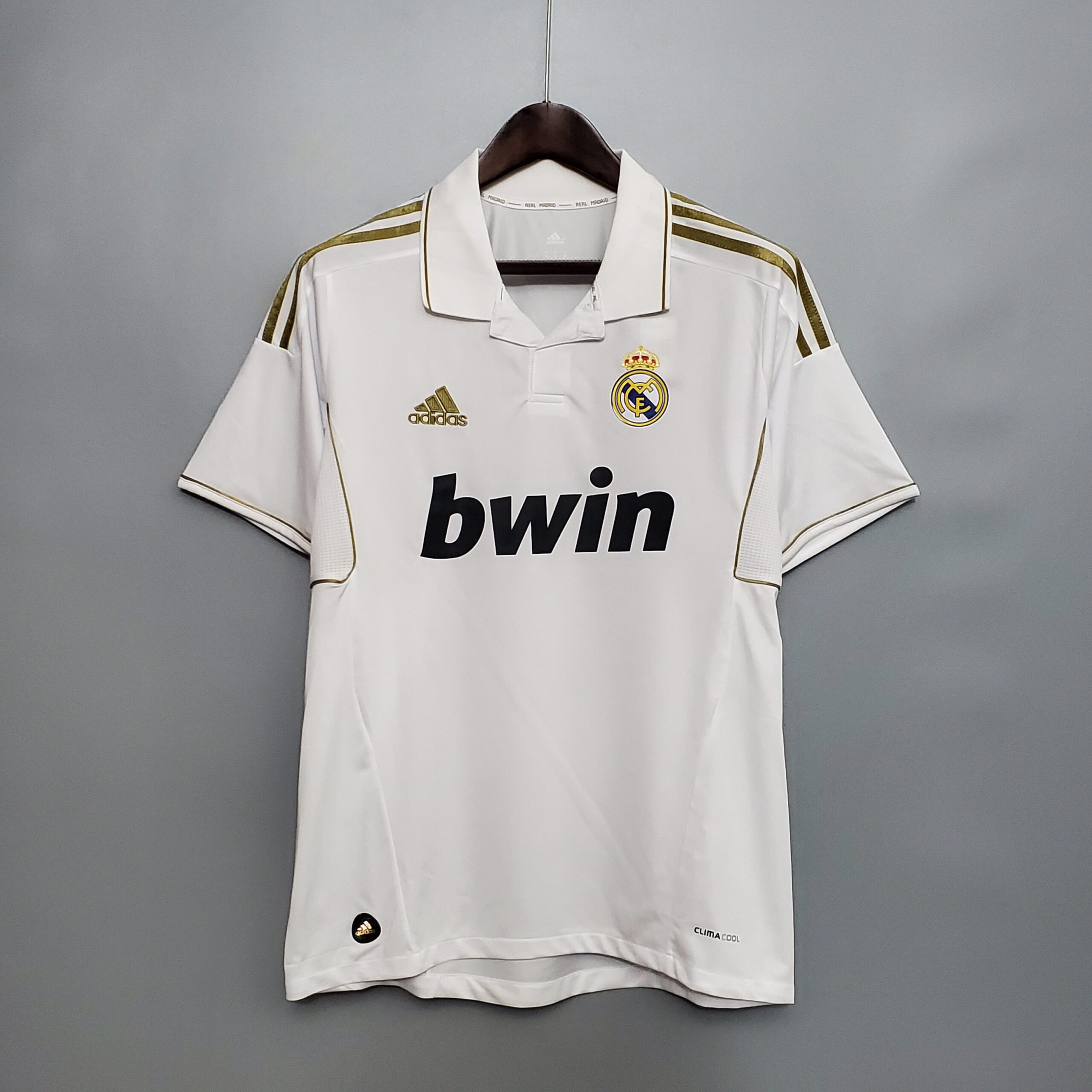 e4aaaf4e REAL MADRID TITULAR RETRO 2011/12 - Imagen 1