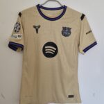 BARCELONA VISITANTE 2025/26 PLAYER VERSIÓN LAMINE YAMAL #10 TALLA L