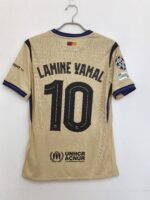 BARCELONA VISITANTE 2025/26 PLAYER VERSIÓN LAMINE YAMAL #10 TALLA L - Imagen 2
