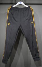 MANCHESTER UNITED JACKET SET 2025/26 NEGRO - CASACA Y PANTALÓN - Imagen 3