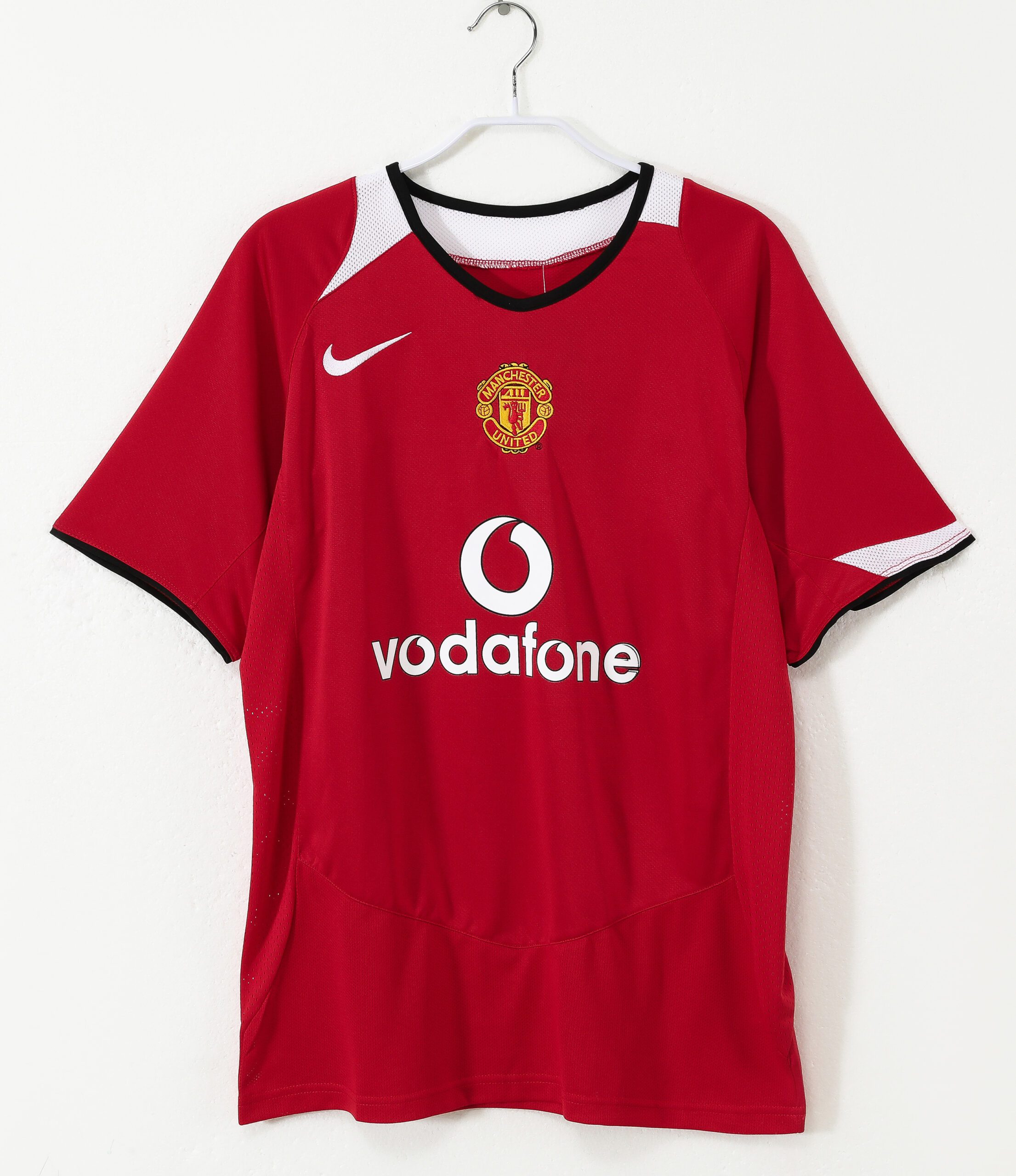 d88b2cdd MANCHESTER UNITED TITULAR RETRO 2004/06 - Imagen 1