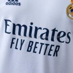 REAL MADRID TITULAR RETRO 2020/21 PLAYER VERSION - Imagen 3