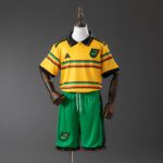 JAMAICA TITULAR 2026 KIT NIÑO