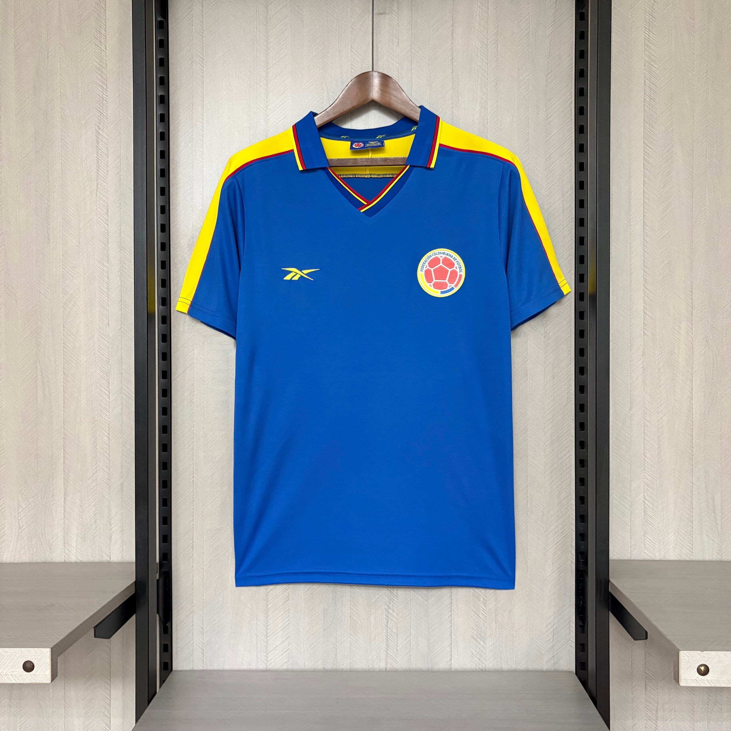 0e6ebf93 COLOMBIA SUPLENTE RETRO 1998 - Imagen 1