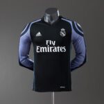 REAL MADRID TERCERA EQUIPACIÓN RETRO PLAYER 2016/17 - Imagen 3