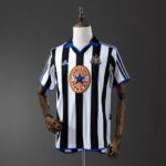 NEWCASTLE TITULAR RETRO 1999/00