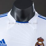 REAL MADRID TITULAR RETRO PLAYER 2010/11 - Imagen 3