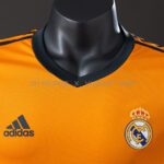 REAL MADRID TERCERA EQUIPACIÓN 2013/14 - Imagen 4