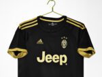 JUVENTUS TERCERA EQUIPACIÓN RETRO 2015/16 - Imagen 3