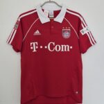 BAYERN TITULAR RETRO 2005/06 PIZARRO #14 - TALLA M