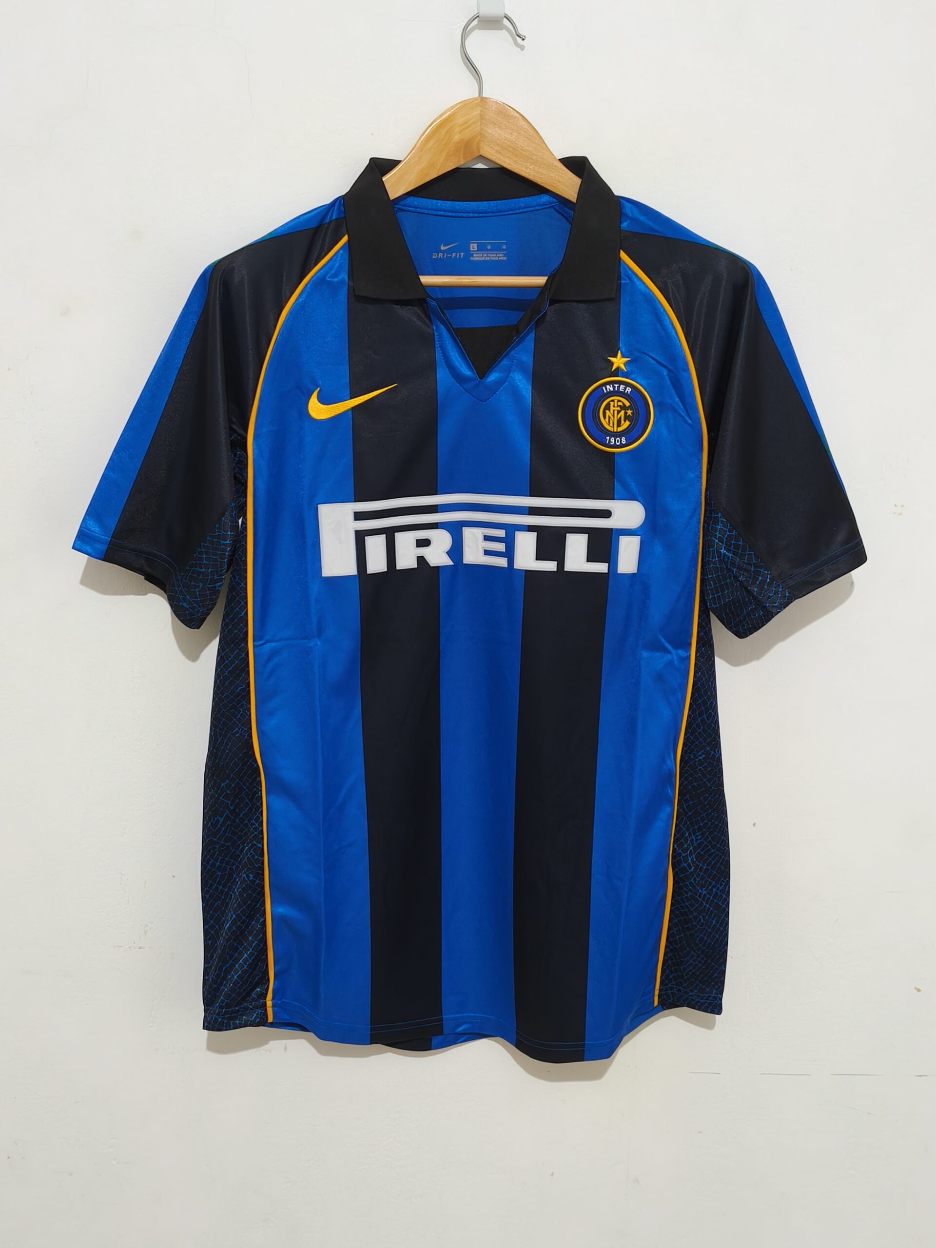 IMG_20260530_233226 INTER TITULAR RETRO 2001/02 TALLA L - Imagen 1