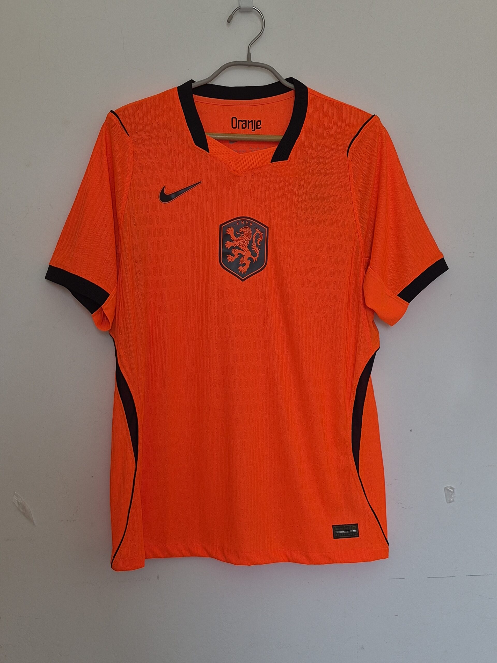 20261005_122507 HOLANDA TITULAR 2026 PLAYER VERSION TALLA XL (CALCE REAL L) - Imagen 1