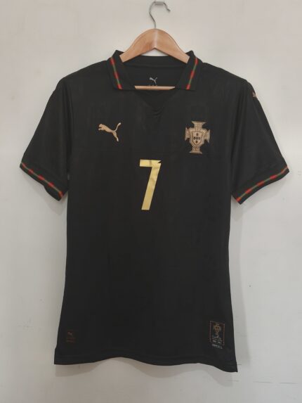 PORTUGAL EDICIÓN ESPECIAL PANTERA NEGRA - RONALDO 7 - ETIQUETA L (CALCE REAL M)