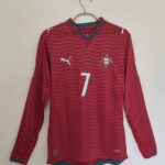 PORTUGAL TITULAR MANGA LARGA PLAYER VERSION 2026 RONALDO #7 ETIQUETA L (CALCE REAL M)