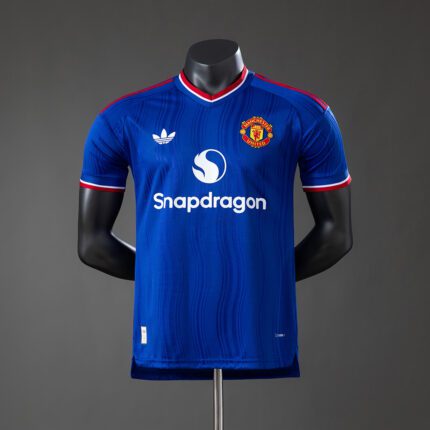 MANCHESTER UNITED SUPLENTE PLAYER VERSION 2026/27
