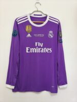 REAL MADRID RETRO MORADA 2016/17 - FINAL CHAMPIONS - RONALDO #7 - TALLA XL