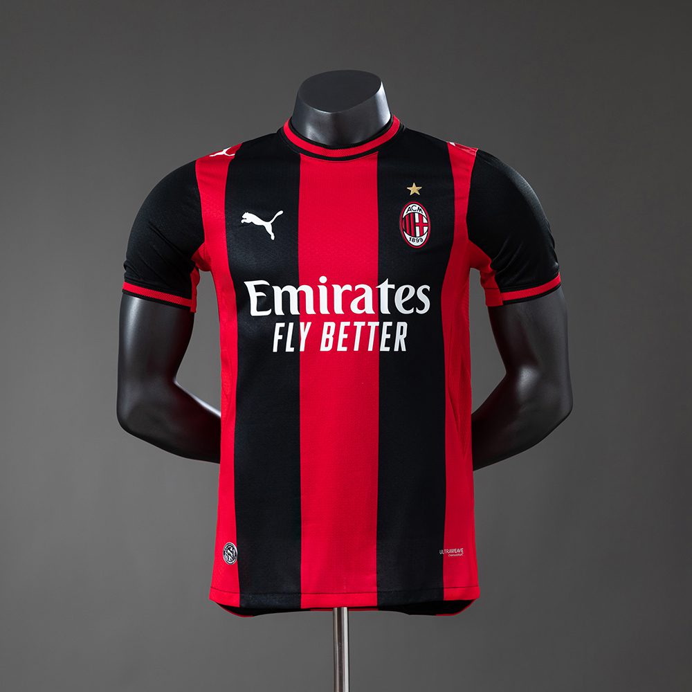a9cec018 MILAN TITULAR PLAYER VERSION 2026/27 - Imagen 1