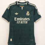 REAL MADRID SUPLENTE PLAYER VERSION 2026/27 - ETIQUETAS L y XL (CALCES REALES M y L)