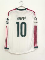 REAL MADRID TITULAR MANGA LARGA PLAYER VERSION 2026/27 - ETIQUETA L (CALCE REAL M) - Imagen 2