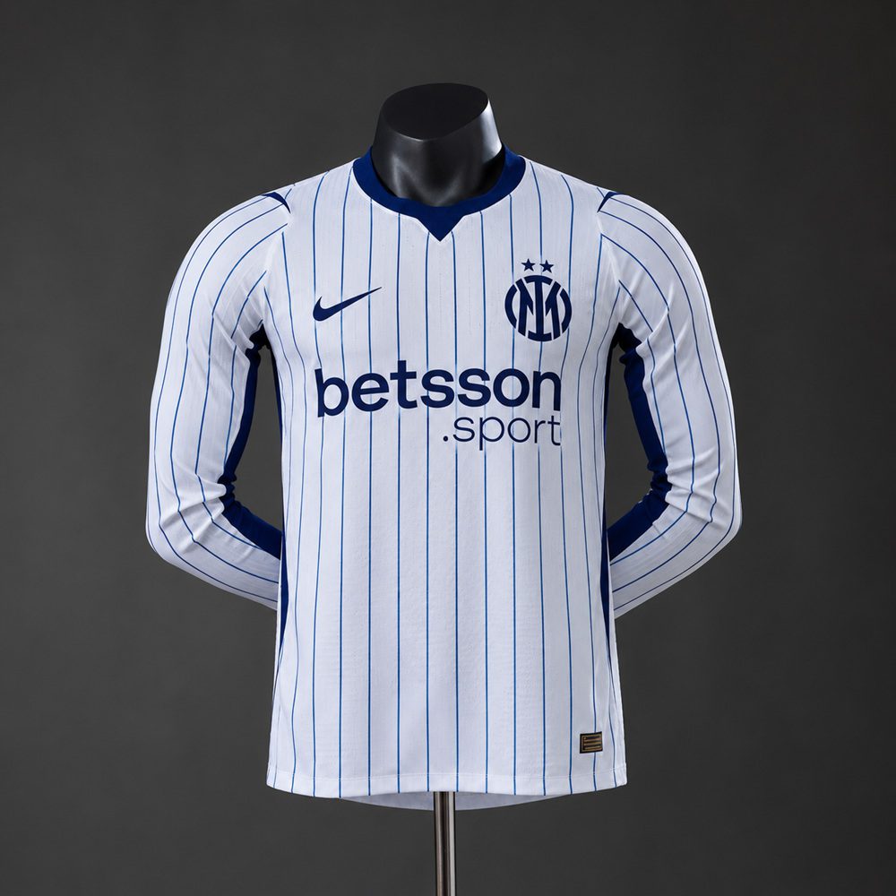 212aa328 INTER SUPLENTE MANGA LARGA PLAYER VERSION 2026/27 - Imagen 1
